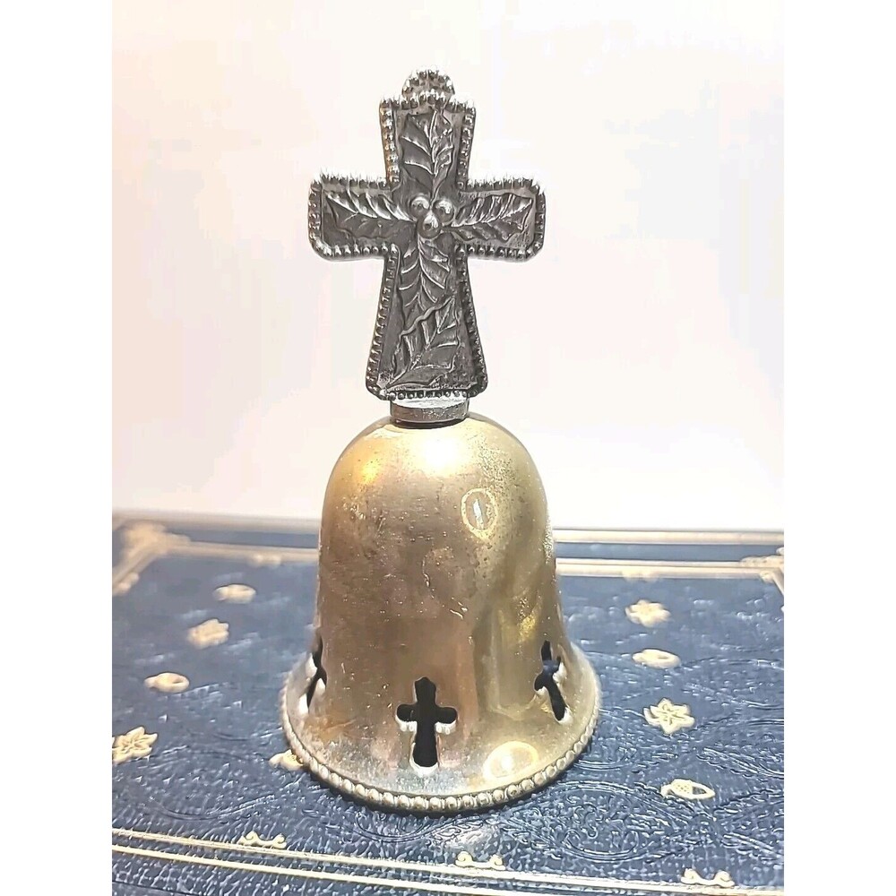 International Silver Company Hand Made Silverplated Bell Engraved Christmas 1998